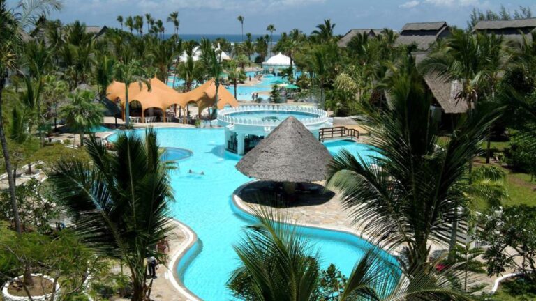 Southern Palms Beach Resort 4* – Mombasa, Kenija