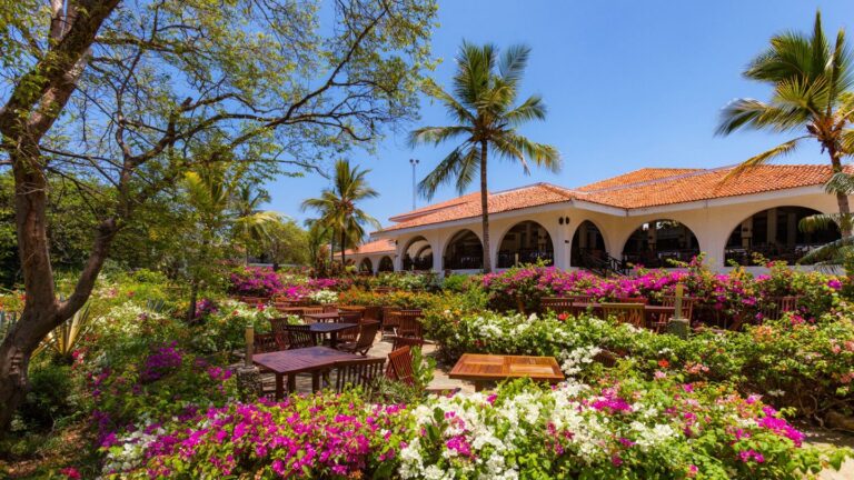 Diani Sea Resort 4* – Mombasa, Kenija
