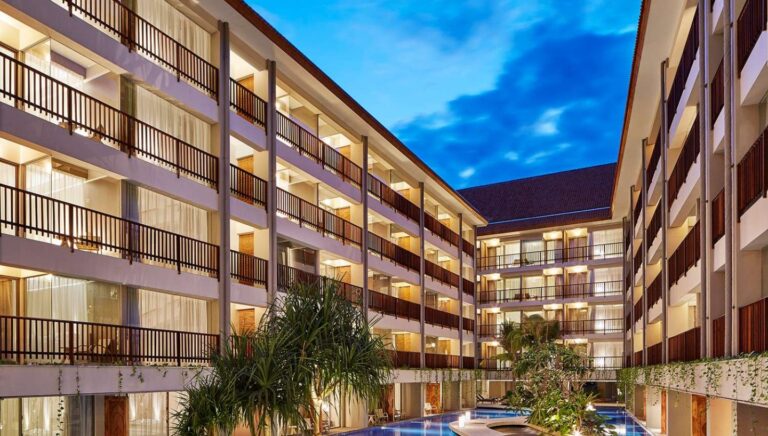 Four Points by Sheraton Bali Kuta 4* – Balis, Indonezija