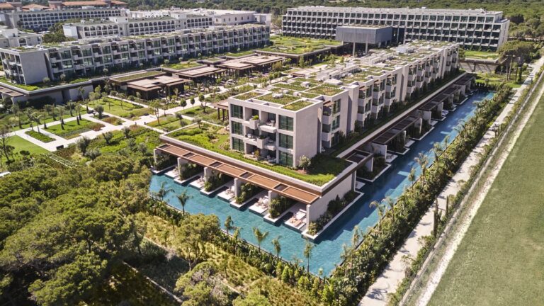 Voyage Kundu 5* – Belekas, Turkija